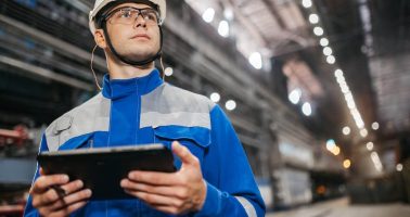 Rusya'da endüstri mühendisliği eğitimi alan öğrenci