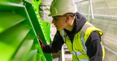 Rusya'da Makine Mühendisliği Okuyan öğrenci