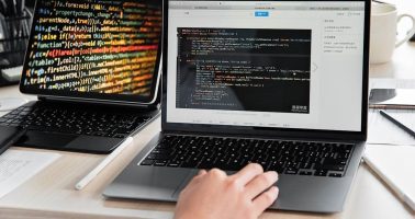 Rusya'da Yazılım Mühendisliği Okumak isteyen öğrenci